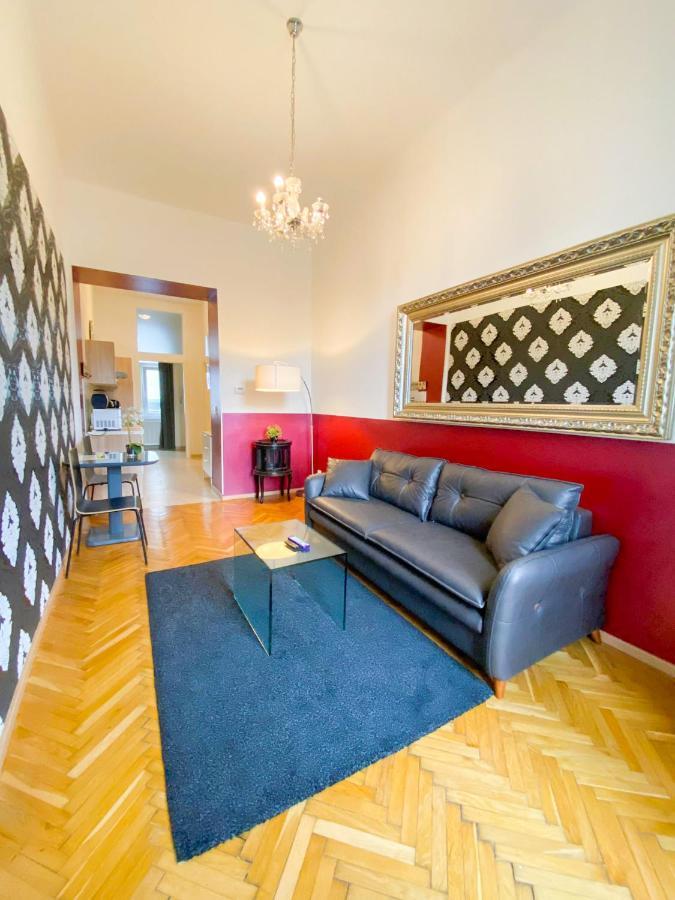 Hideaway Apartment Augarten Вена Экстерьер фото